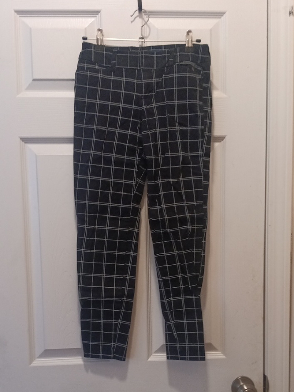 Old Navy Plaid Pixie Pants